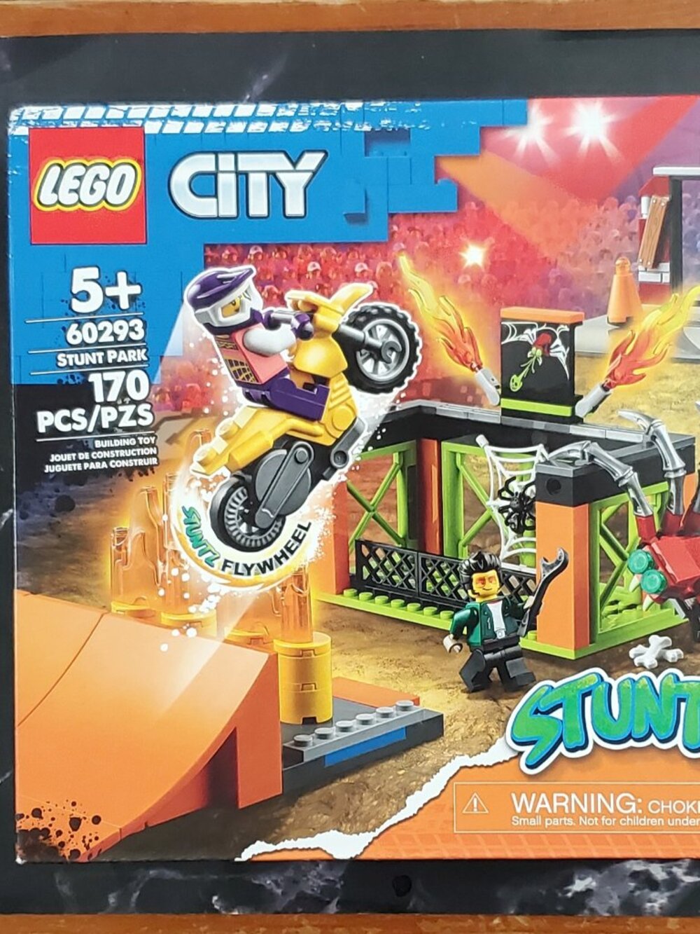 LEGO City Stuntz Stunt Park 170 Pieces #60293  New in Box